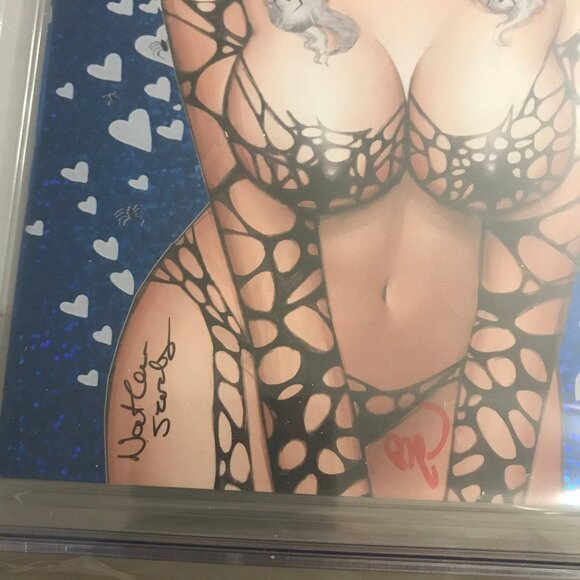 2019 Absolute Comics White Widow #2 Frozen Hearts Blue Foil Variant CGC 9.8 Sign - Picture 2 of 6